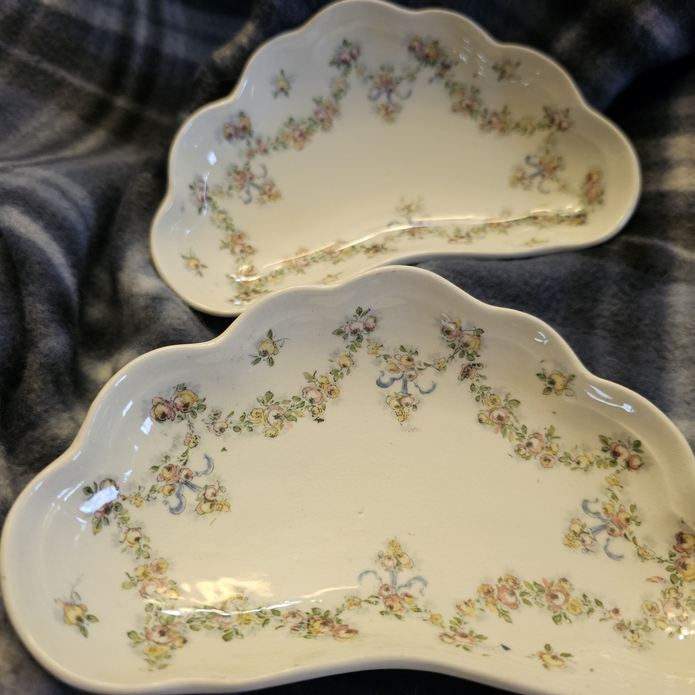 Floral Scalloped Edge Serving Platters